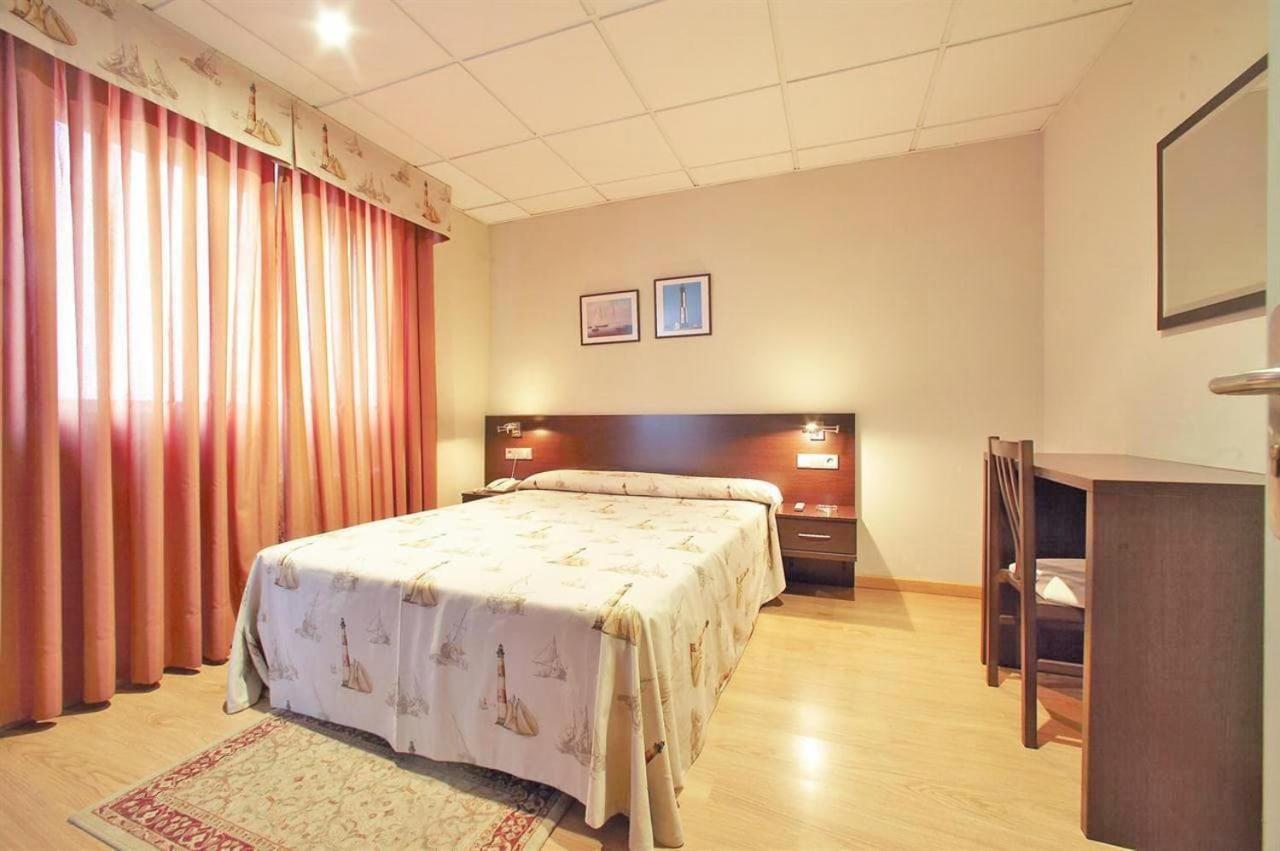 Hotel Nautico Vigo Exteriör bild